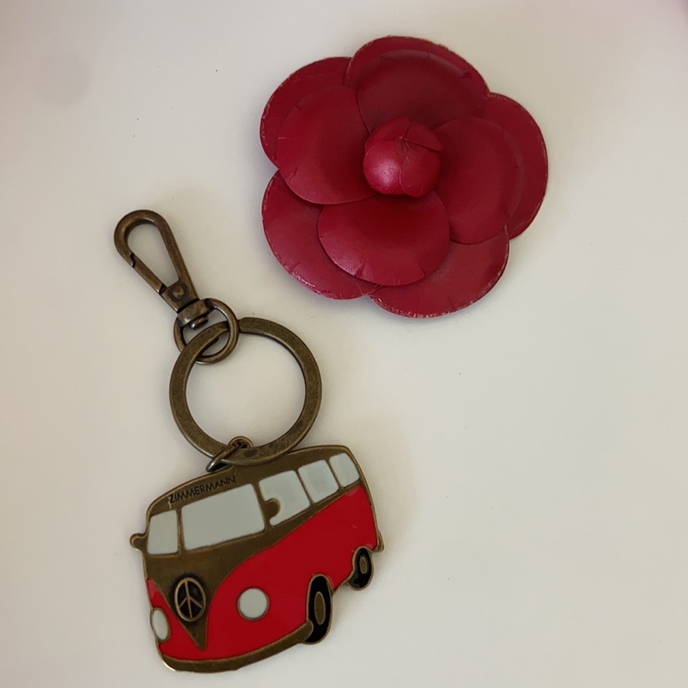 Zimmerman key holder in red bus